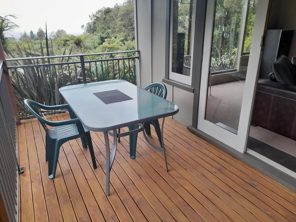 Georges Bnb Nature And Lifestyle Retreat New Plymouth Exterior photo