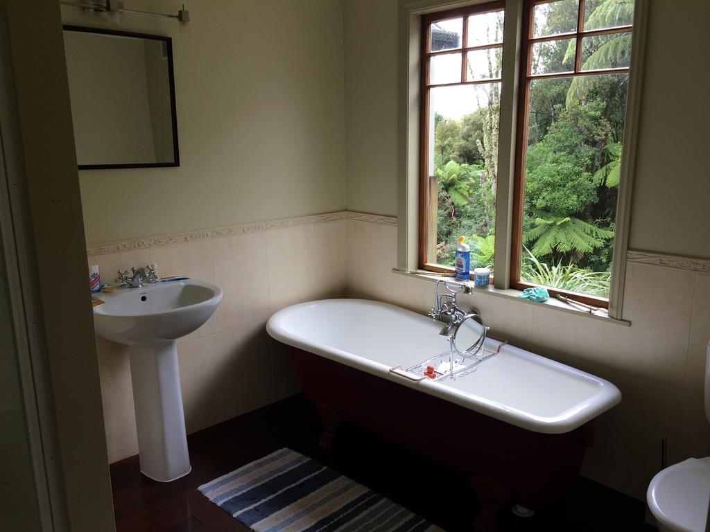 Georges Bnb Nature And Lifestyle Retreat New Plymouth Exterior photo